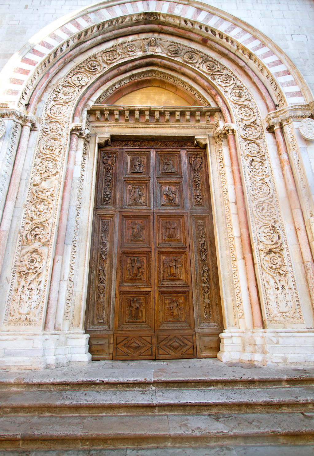 Todi, Umbria, Italy: Todi Cathedral Gothic Portal